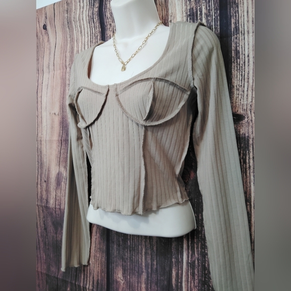 Mixed Threads Elegant Tan Ribbed Women's Crop Top Size Small - Picture 2 of 5